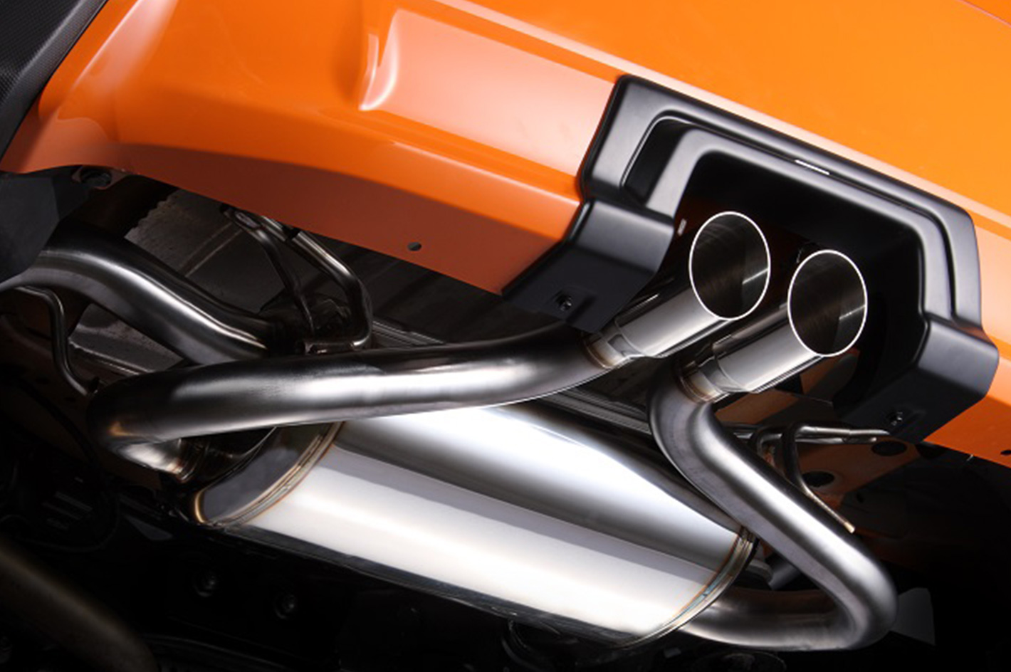 パフォーマンスマフラー＆ガーニッシュキット（XV NA）：SUBARU XV（GT