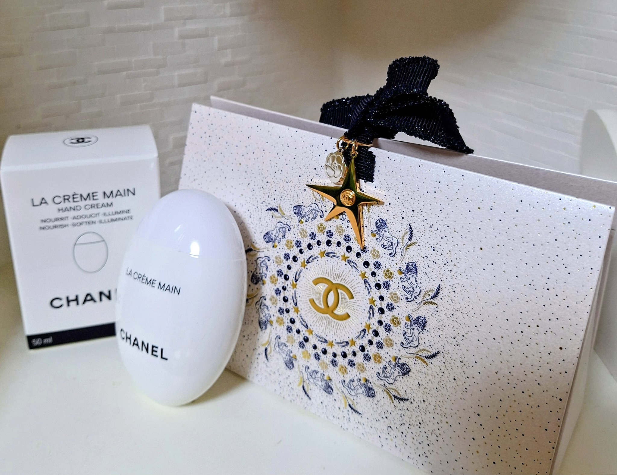 シャネル ラ クレーム マン 50ml (ハンドクリーム) 価格比較 - 価格.com