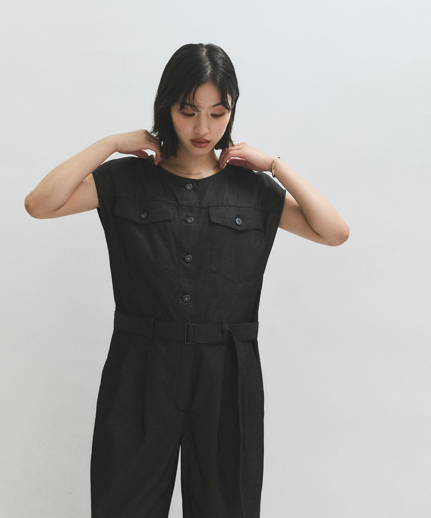 ADAM ET ROPE'｜ノーカラースリーブオールインワン | Rakuten Fashion