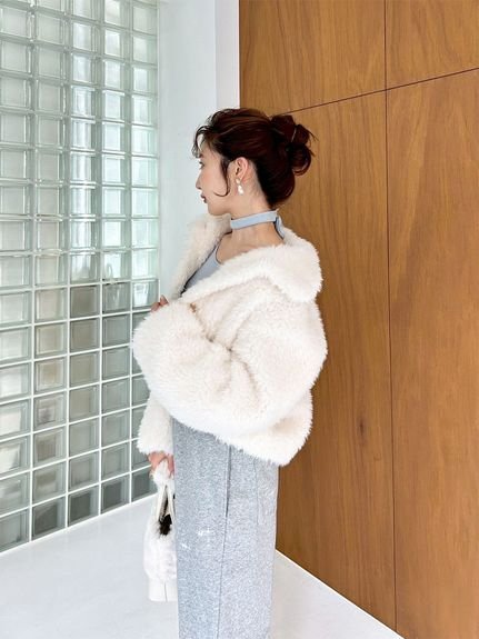 LILY BROWN｜バリエファーショートコート | Rakuten Fashion(楽天