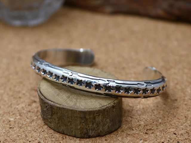 ナバホ バングル」の人気商品一覧 | 安い商品を通販サイトから探す