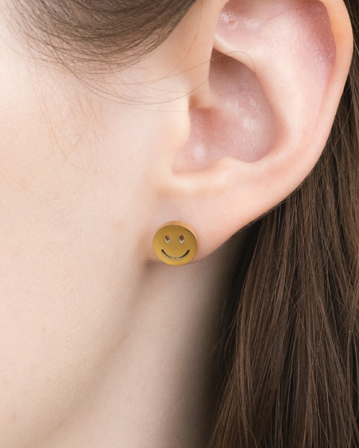 楽天市場】【セール／今だけ1,100円】ピアス スマイル にこちゃん