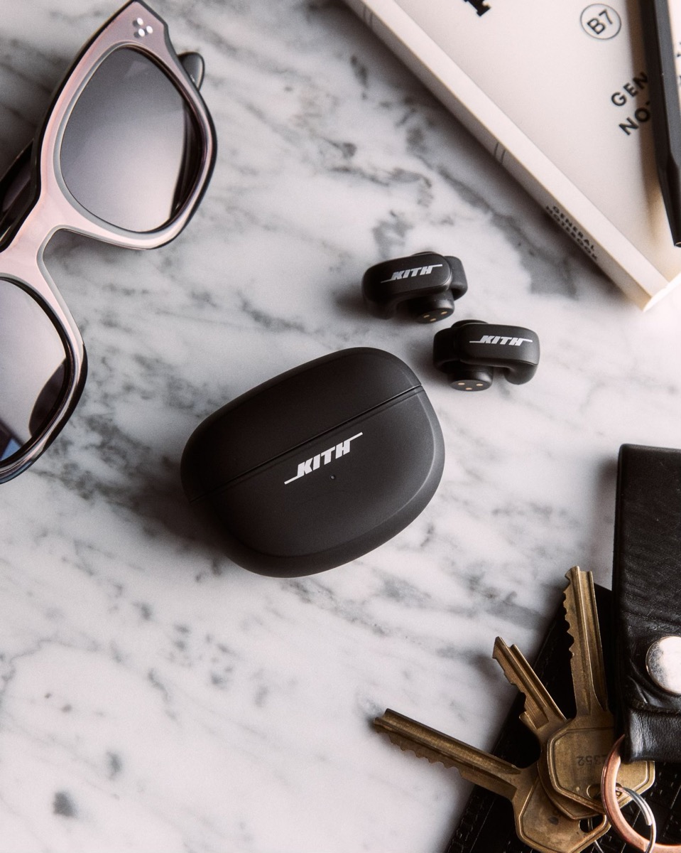 Kith for Bose コラボイヤホン『Ultra Open Earbuds』が国内1月22日
