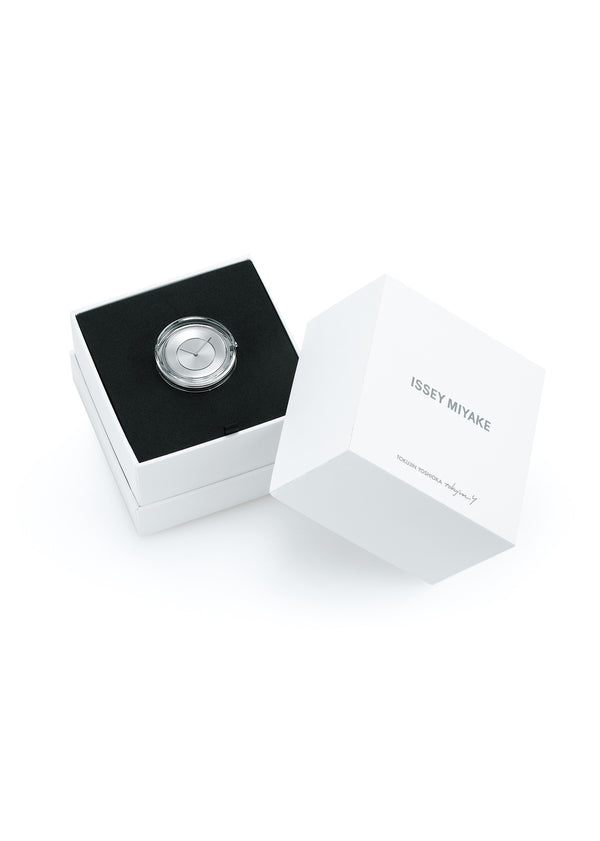 Glass Watch Designed by Tokujin Yoshioka – ISSEY MIYAKE ONLINE STORE