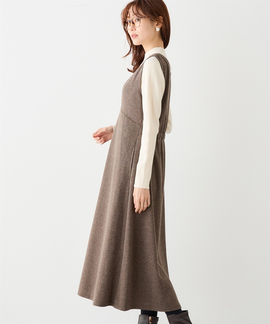 Vネックフレアジャンパースカート Petit Honfleur｜クロスプラス公式