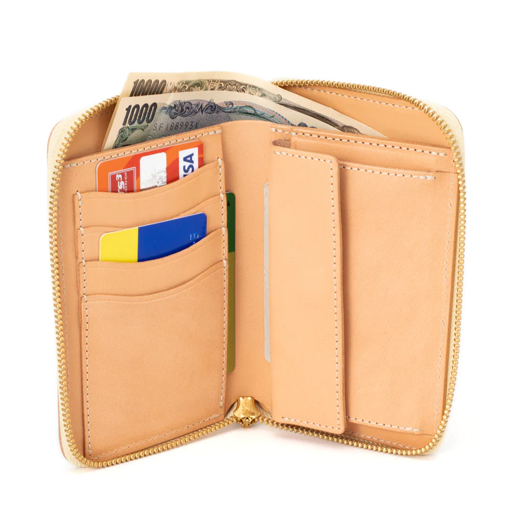 美しい経年変化を約束する】ストイックな職人魂が光るコードバン財布