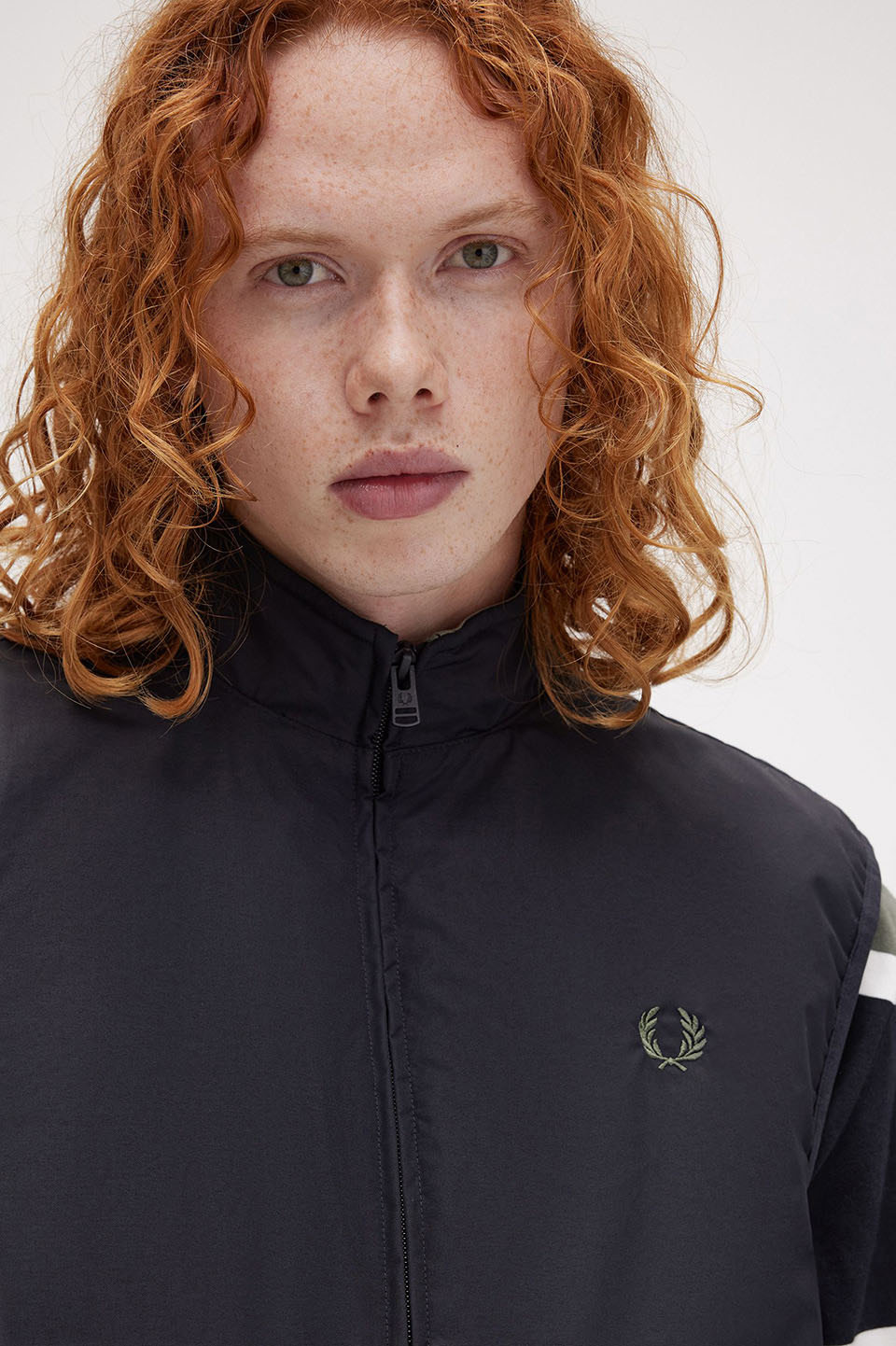 The Brentham Gilet(S 102：BLACK): | FRED PERRY JAPAN | フレッド