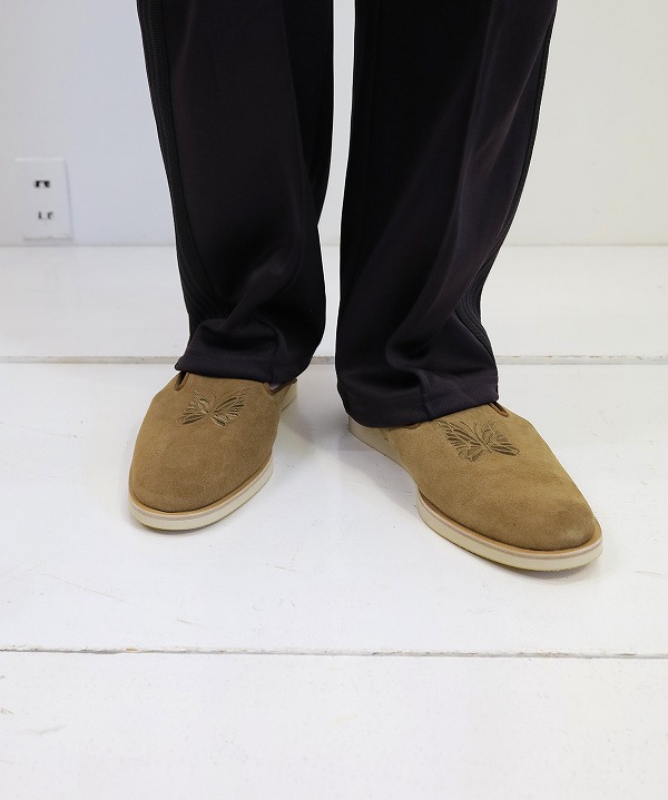 Needles /ニードルズ Papillon Emb. Slip - In - Suede（全2色）