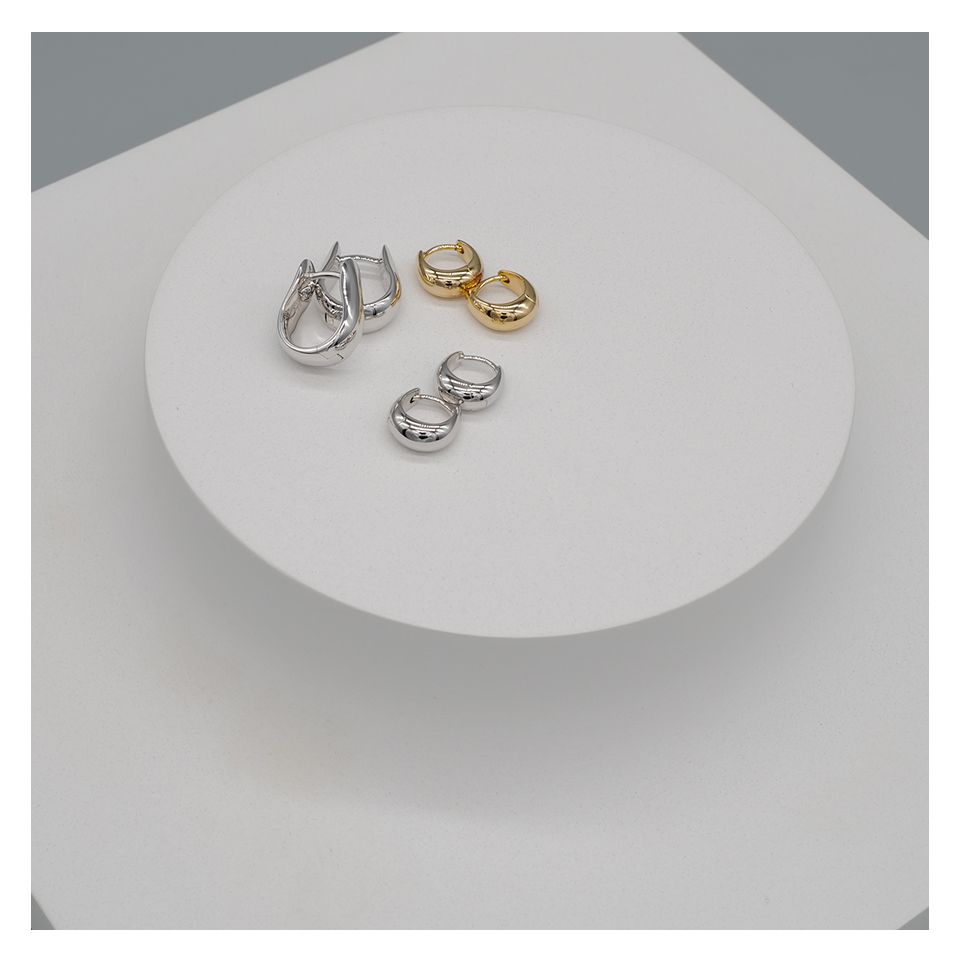 TOMWOOD - Oyster Hoops Small Silver / ピアス / 925スターリング