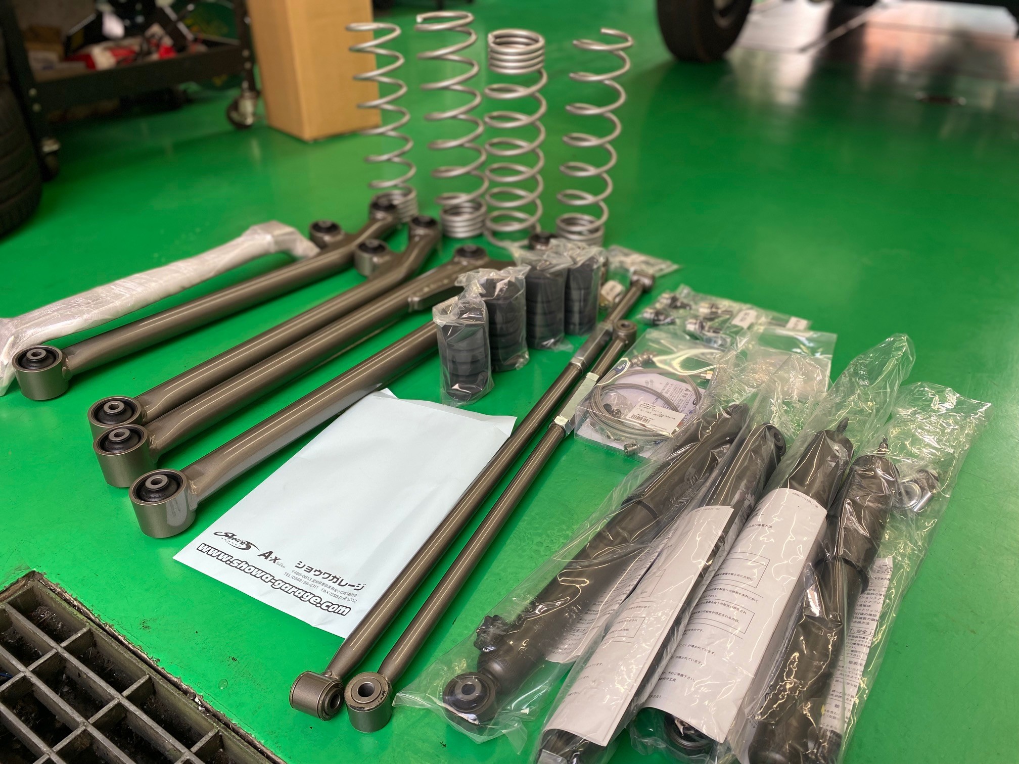 ジムニーシエラ（JB74） ショウワガレージ 2インチアップ SG