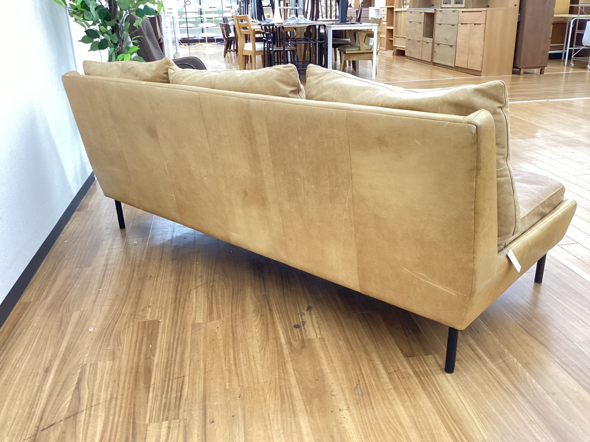 お値段見直しました！ unico（ウニコ）HOXTON （ホクストン）3人掛け