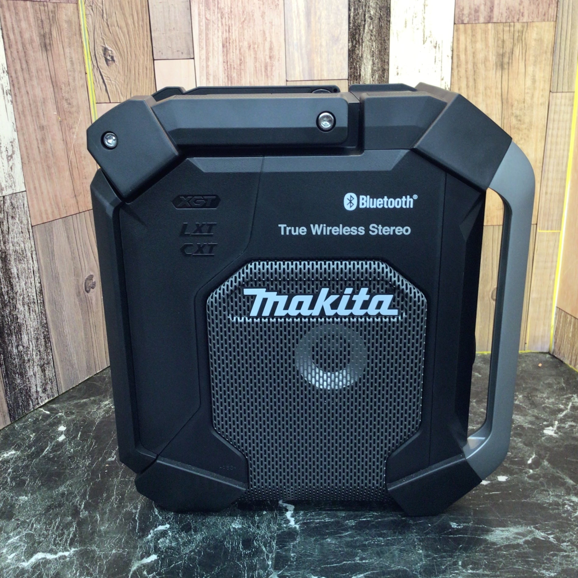 ☆マキタ(makita) コードレスラジオ MR005GZB【八潮店】 – アクト