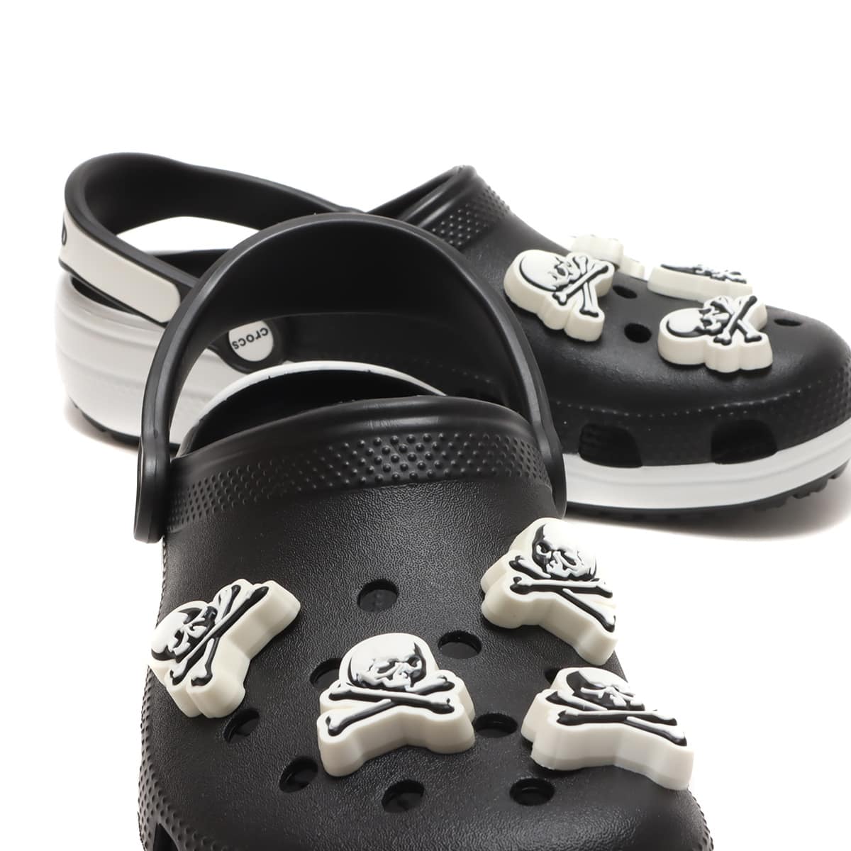 crocs Mastermind × Crocs Classic Clog Black/White （クロックス