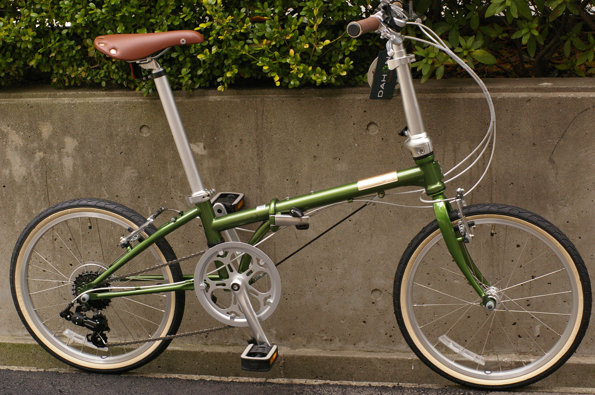 2019 DAHON Boardwalk D7 入荷いたしました。 – Bici Termini