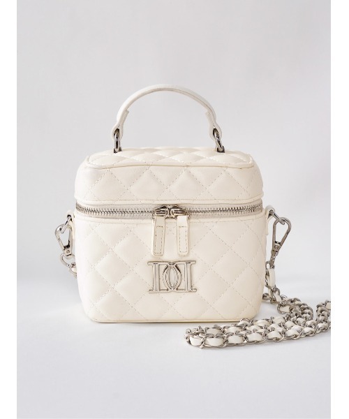 キルティングスクエアミニバッグ(シルバーパーツ)（ハンドバッグ