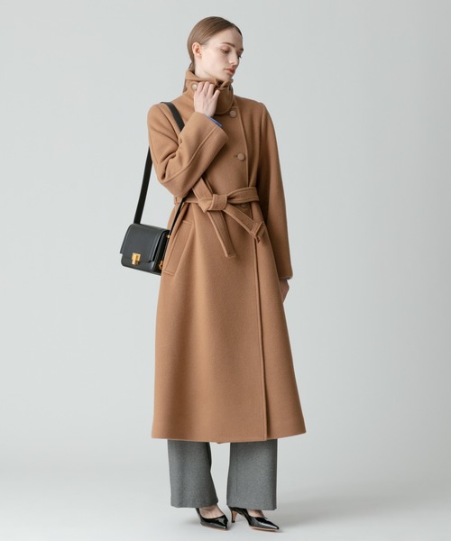 allureville（アルアバイル）の「二重織ダブルブレストコート