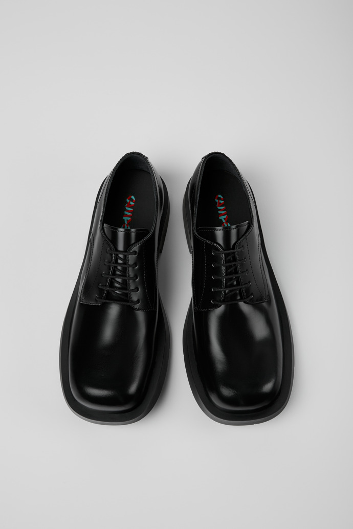 Neuman | ユニセックス モカシン | カンペール（Camper）公式