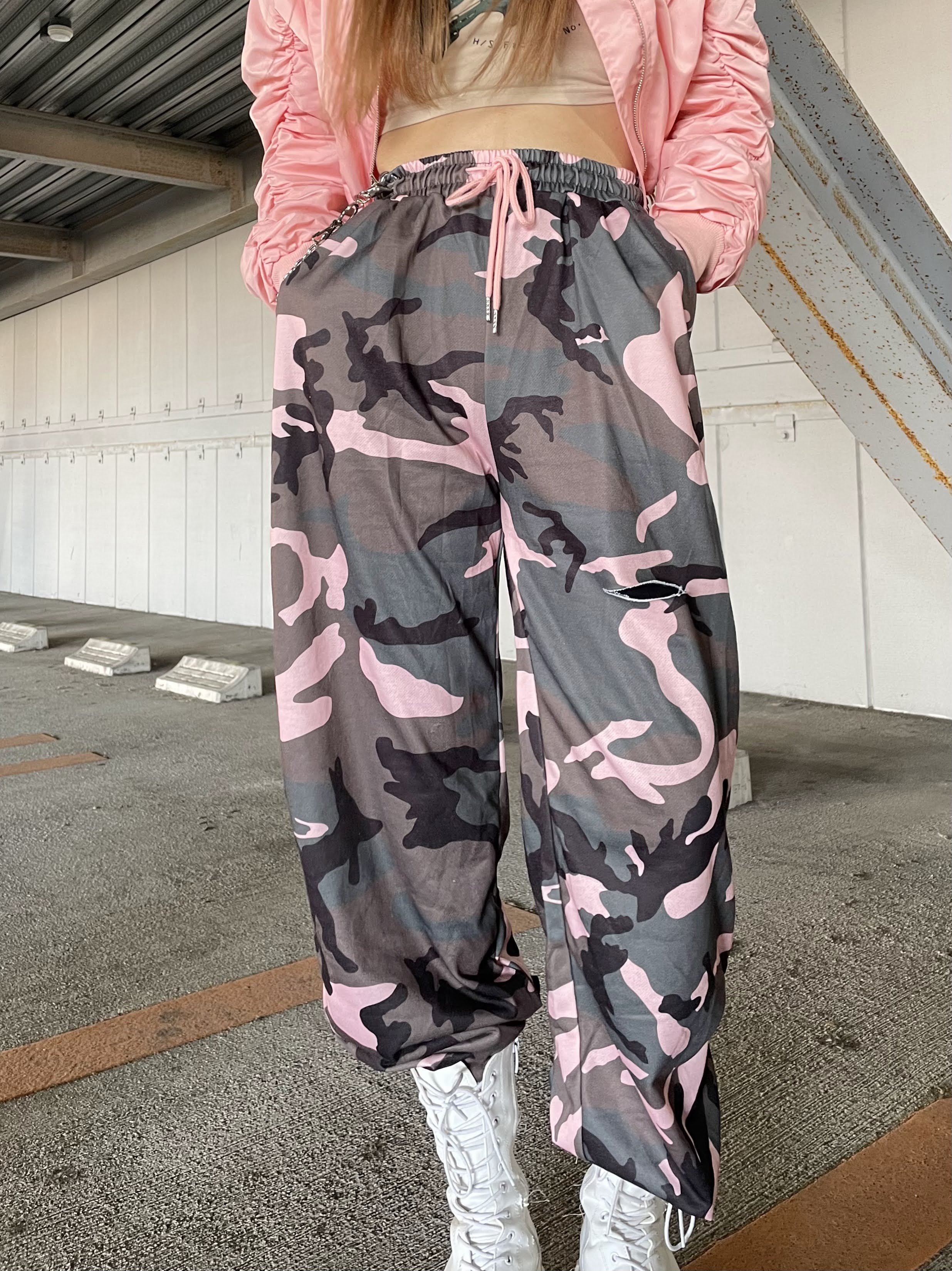 カモフラピンクパンツ DPB39055 – CRAMMY