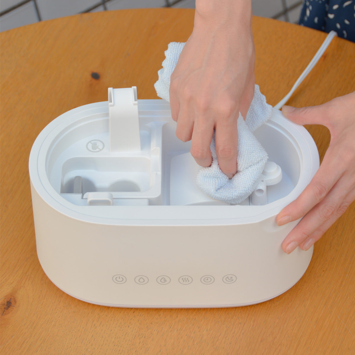 加熱超音波式加湿器 HM730｜6L大容量・5段階調節