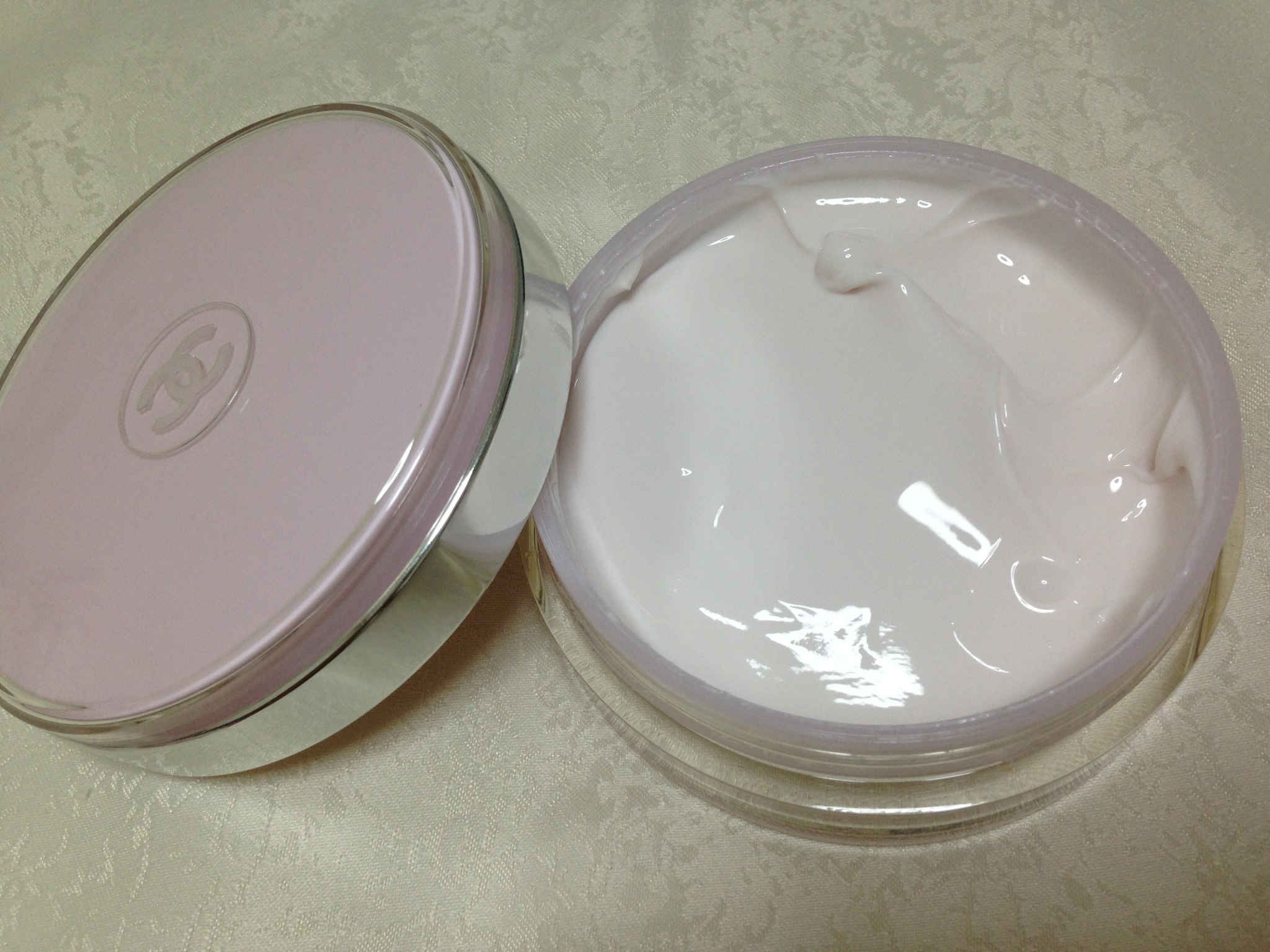 シャネル / チャンス クリーム サテンの公式商品情報｜美容・化粧品