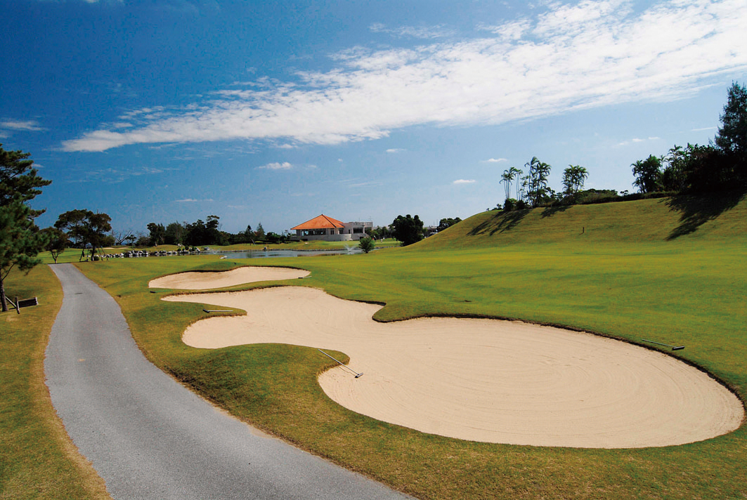 宜野座カントリークラブ ｜ ぎのざの”いいね”案内します|宜野座村観光協会