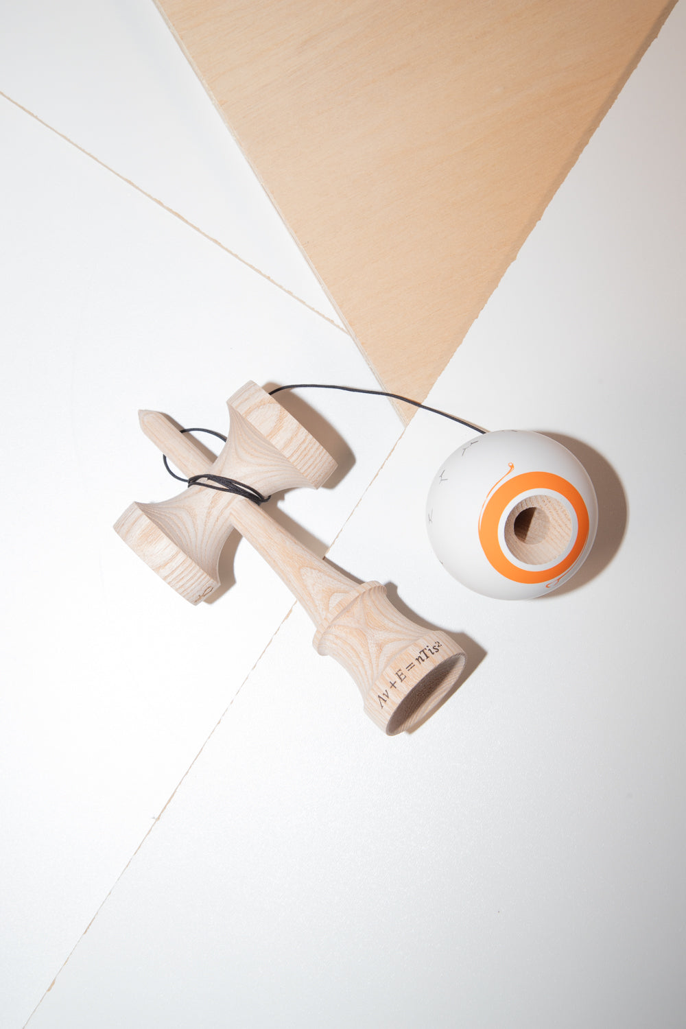 KENDAMA – Grain Theory