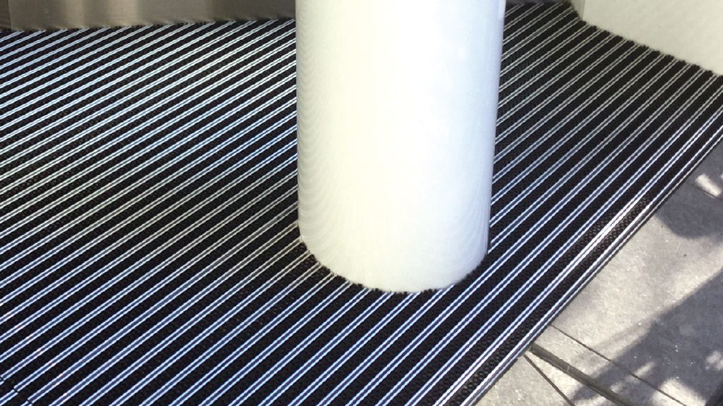 エントランスマット PEM-40（ブラシ） ｜ ヒガノ株式会社