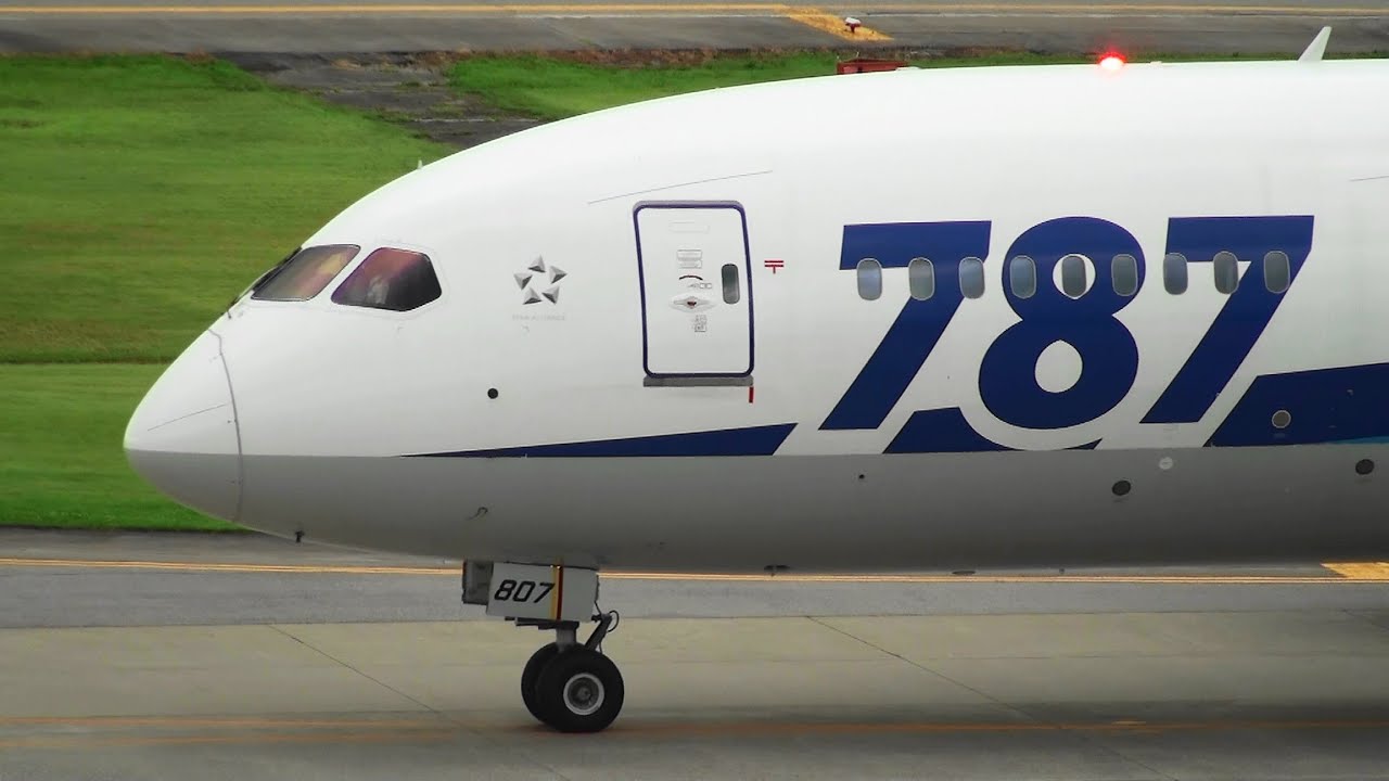B787] ANA Boeing 787-8 Dreamliner JA807A TAKE-OFF TOYAMA Airport