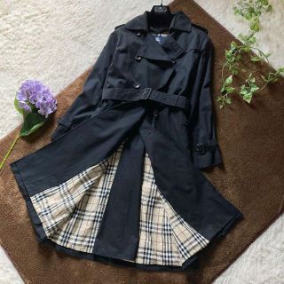 BURBERRY（トレンチコート ・ レッド/赤色系）のフリマアイテム一覧