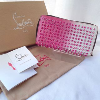 Christian Louboutin（財布 ・ ホワイト/白色系）のフリマアイテム一覧