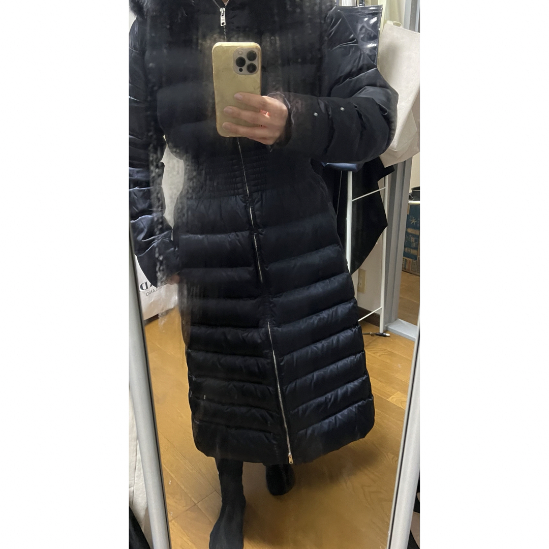 PRADA - 【新品タグ付き】プラダ ネイビーダウンの通販 by みれい's