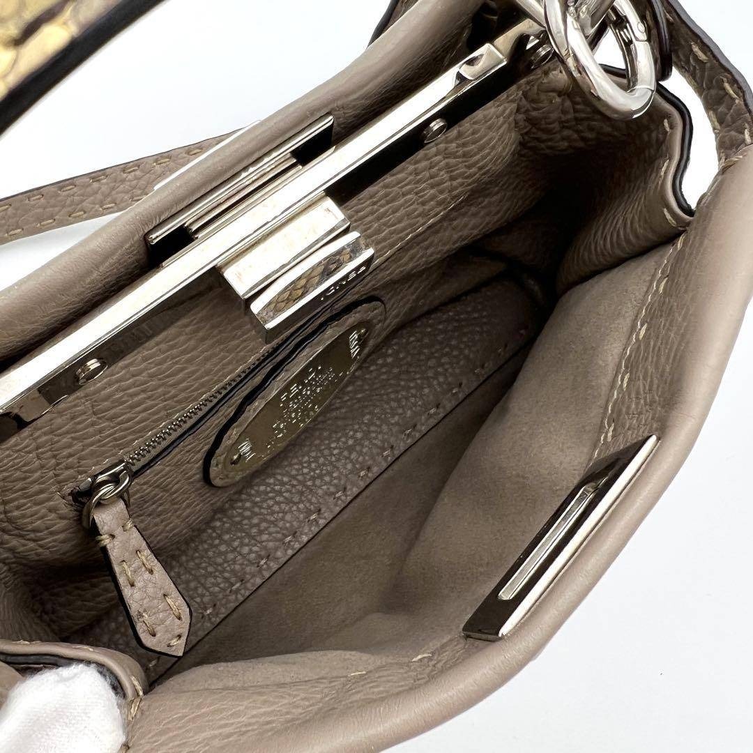 FENDI - FENDI フェンディ ピーカブー ミニ セレリア バッグ パイソン