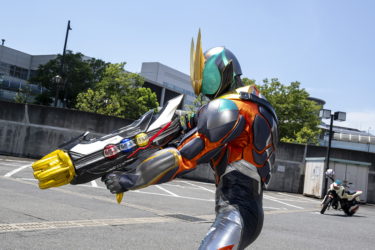 S.H.Figuarts「真骨彫製法 仮面ライダーアギト グランドフォーム 25th