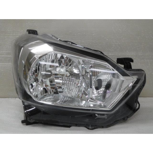 ミラ（ダイハツ） ミライース DBA-LA350S 右ヘッドランプ 81130-B2660