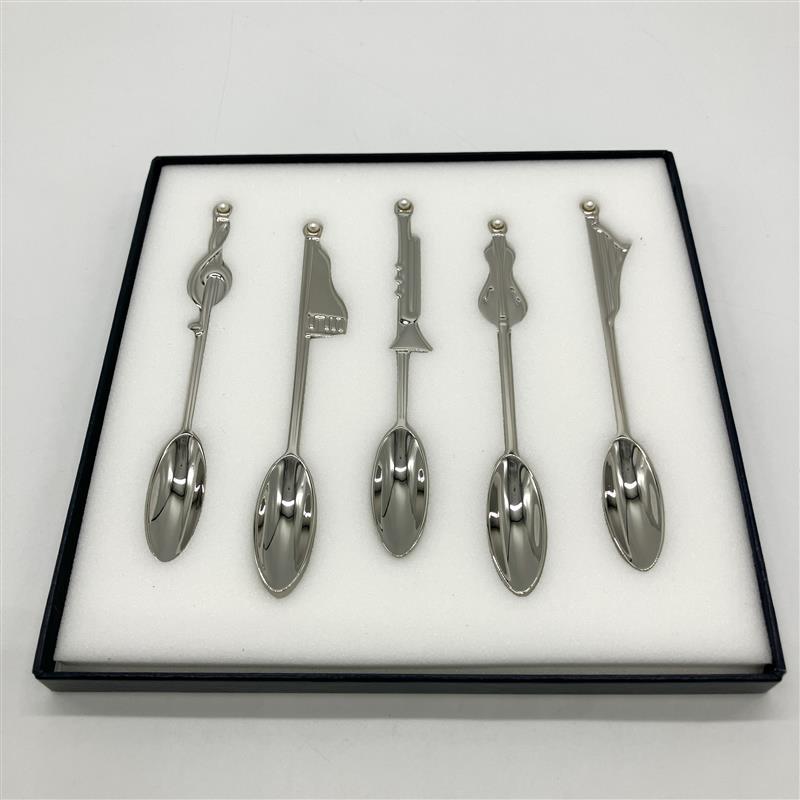MIKIMOTO（ミキモト） 真珠付きスプーン5本セット 音楽モチーフ
