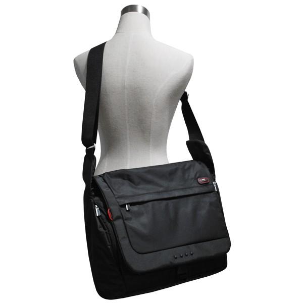 TUMI（トゥミ） メッセンジャーバッグ T-TECH PC収納 拡張可能