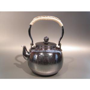 茶器・茶道具 銀瓶 丸型 湯沸 銀仕上、秀峰堂作、化粧箱入 新品
