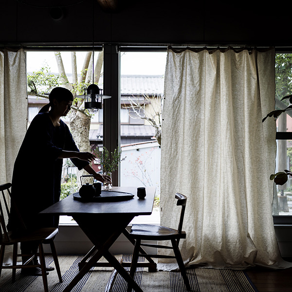 自然素材 カーテン ナグ きなり 麻100% - ナチュラルカーテン madomo