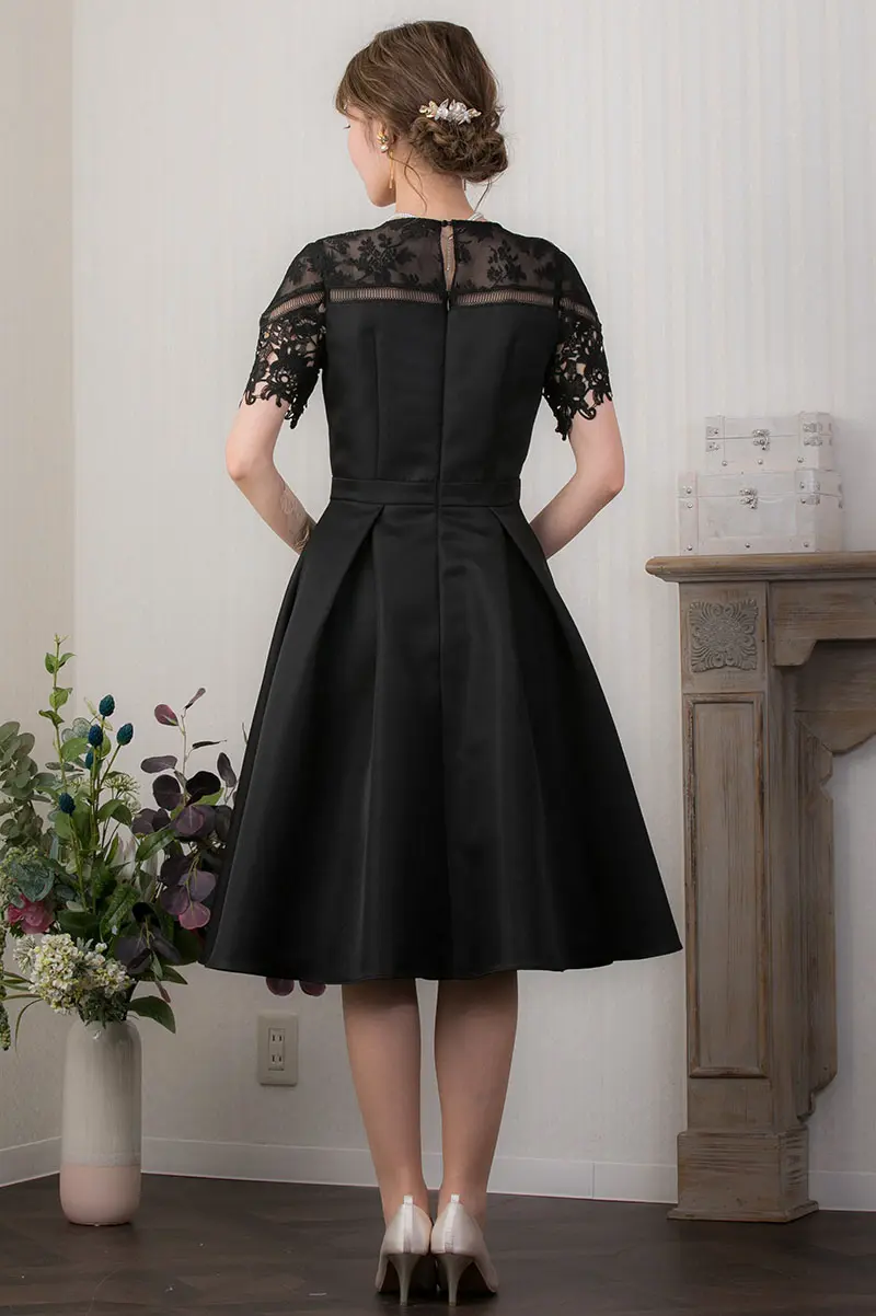 黒のレーススリーブフレアドレス | Iam | M | 結婚式パーティーの
