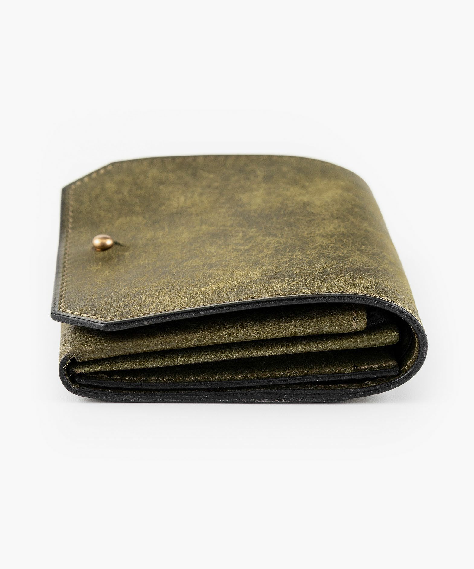 プエブロ or リスシオ コンパクト財布“お札まっすぐ コインたっぷり