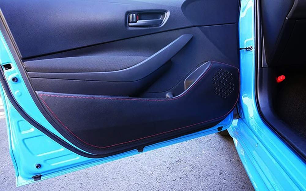 Amazon | TOMS(トムス) カローラスポーツ 全グレード用 ドアキック