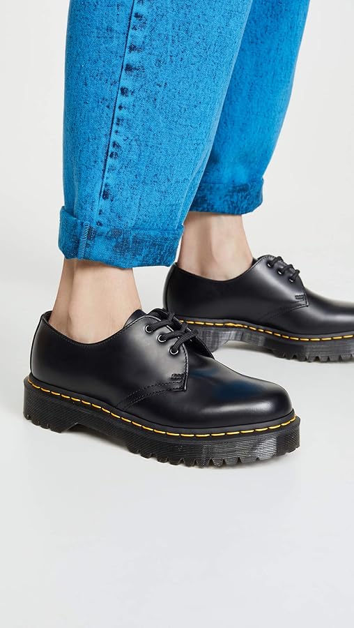Amazon.com | Dr.Martens Unisex 1461 Bex 3-Eyelet Black Shoes 5