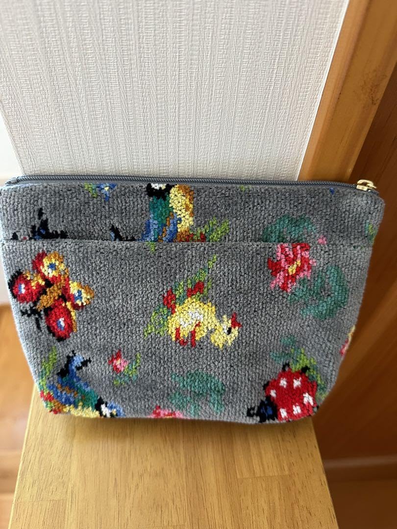 Amazon.co.jp: FEILER ハイジグレー ポーチとハンカチのセット銀座店