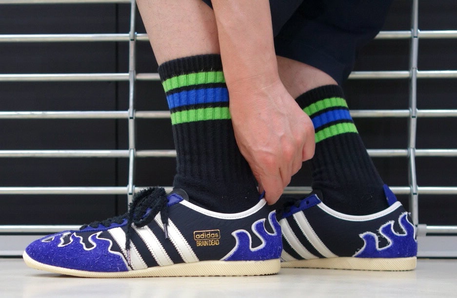 カオスと遊び心が融合!?」1964年の名作スニーカーが進化、アディダス