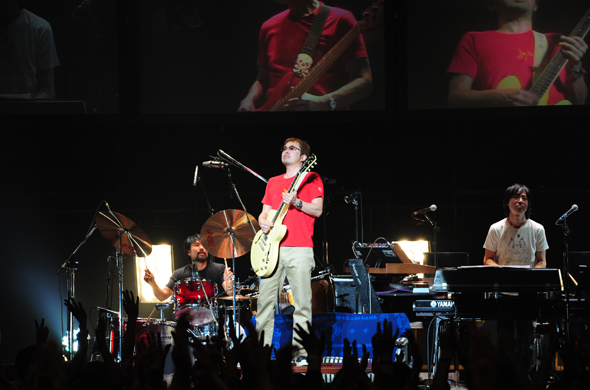 奥田民生の全国ツアー「おとしのレイら」。そのファイナル公演には大