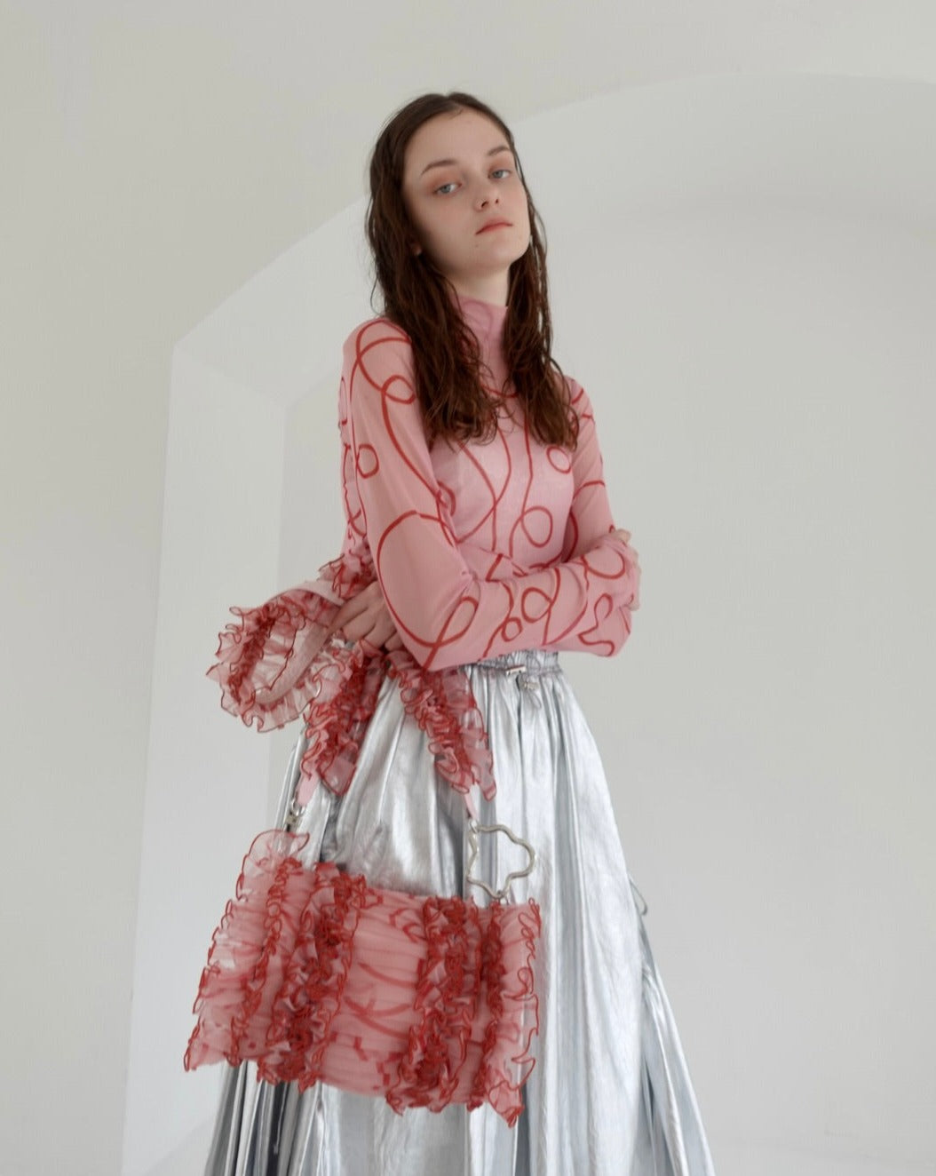 POPPY チュールフリルバッグ うねうね 赤 バッグ POPPY チュールフリル