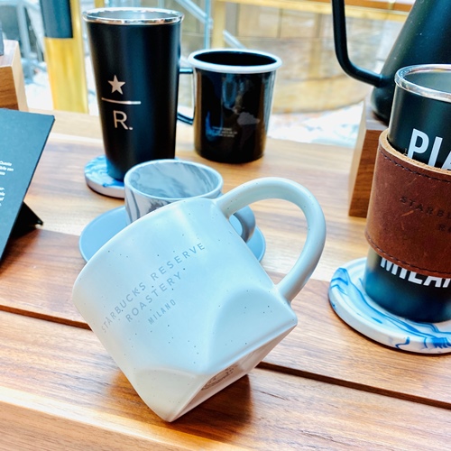 美しすぎる！ミラノのスターバックス・リザーブ・ロースタリー