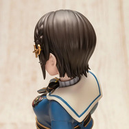 おへそもバッチリ！ホロライブ「大空スバル」がサスペンダー衣装で1/7