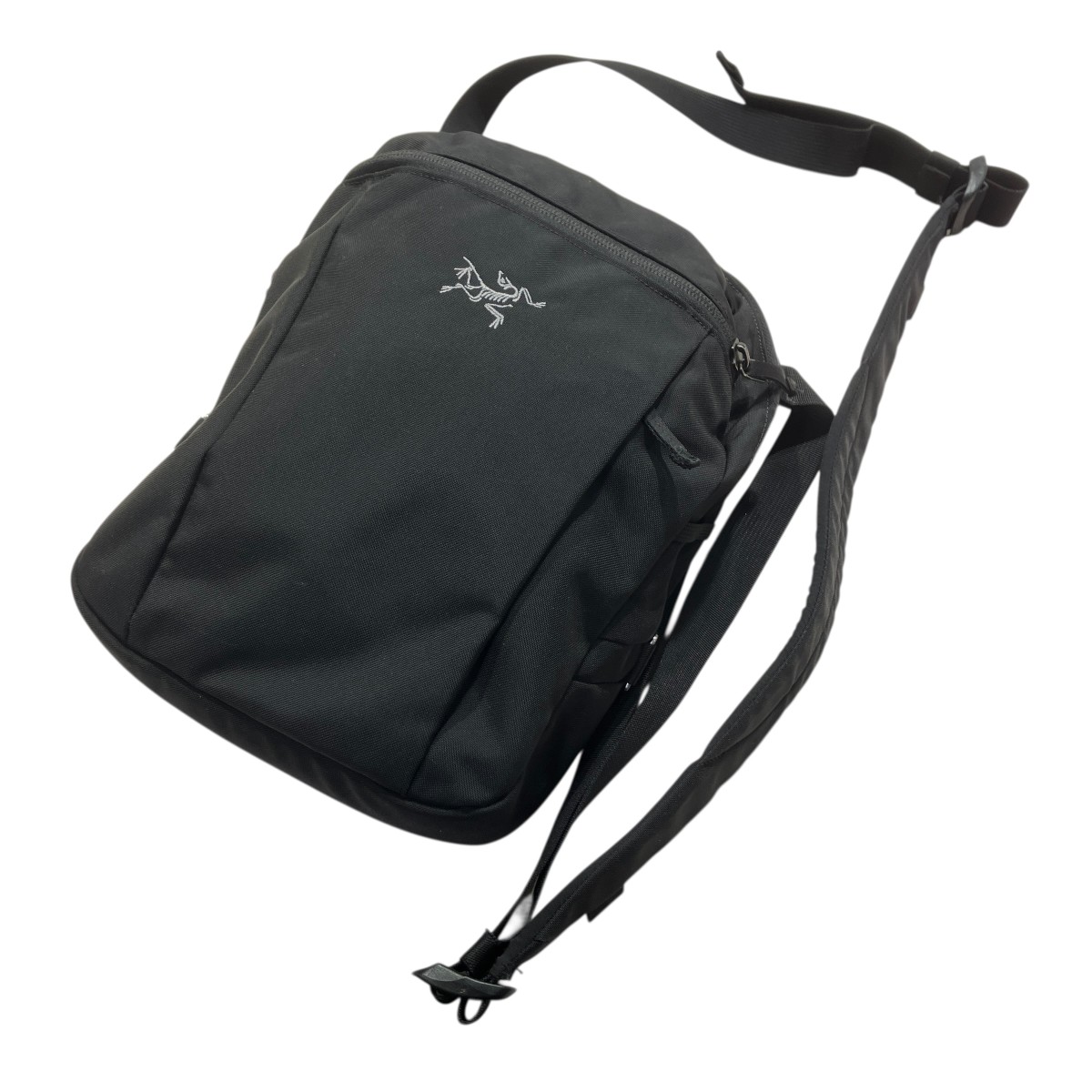 楽天市場】ARC'TERYX ワンショルダーバッグ QUIVER BLACK : 有限会社