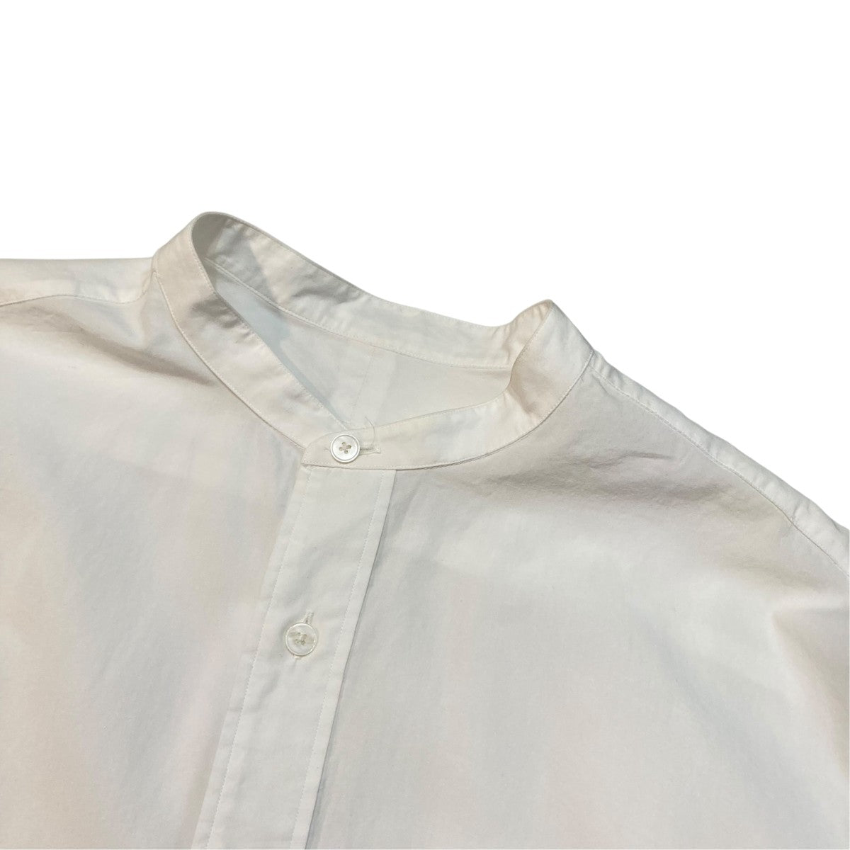 COMOLI(コモリ) 23AWバンドカラーシャツY03-02002 Y03-02002 ホワイト